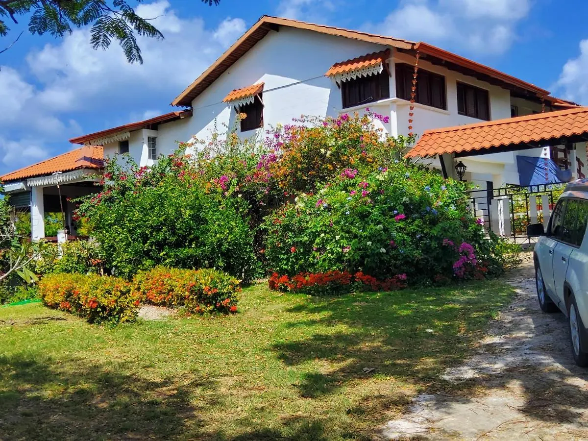 Hillhouse Villa Rio San Juan